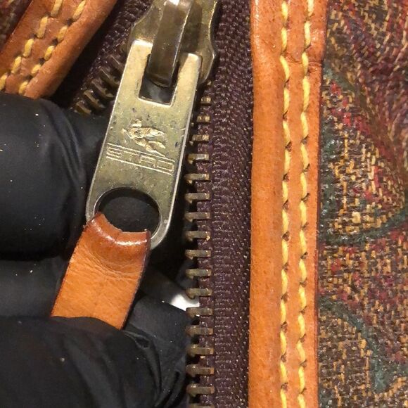 ETRO Milano Red Paisley Weekend Shoulder Bag - Picture 14 of 17